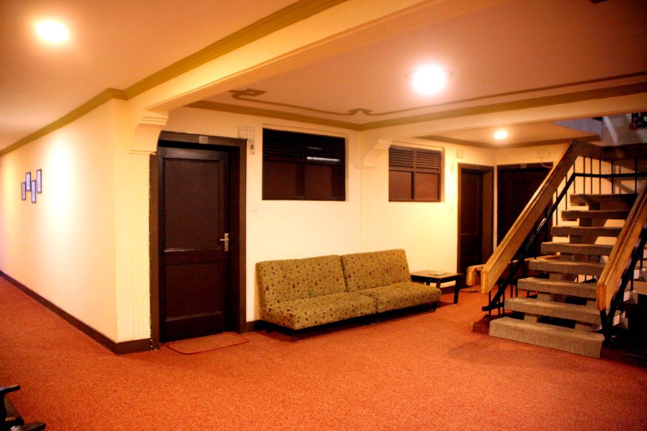 Hotel New Park At Dal Lake Srinagar  Exterior photo